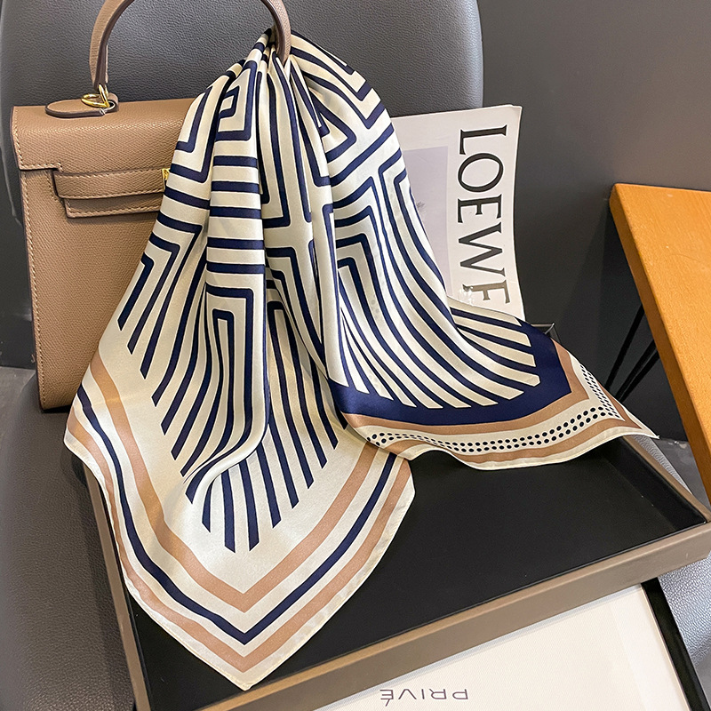 Silk Neck Scarf - 럭셔리 브랜드 Neckerchief 봄 광장 100%