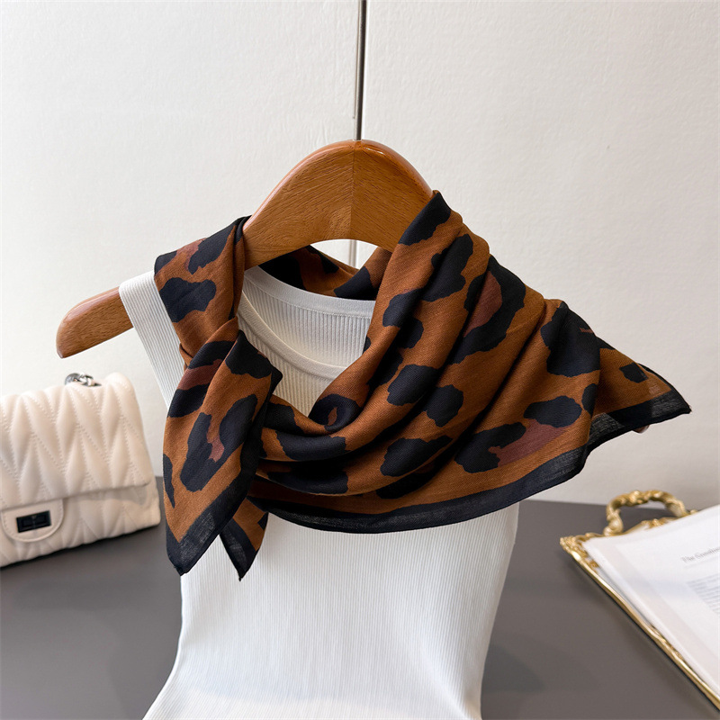 레오파드 프린트 봄-여름 70% 인조 실크 프리미엄 스 - Silk Neck Scarf 리뷰 및 가격